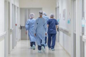 L’Asp cerca operatori esterni per sopperire alla carenza di medici negli ospedali catanesi: tra questi Biancavilla, Bronte e Paternò