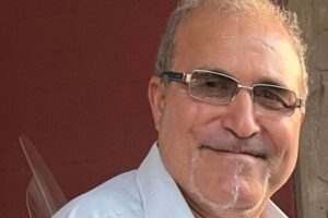Paternò, tragedia sul lavoro costa la vita all'imprenditore Angelo Aiosa: travolto dal montacarichi disancorato