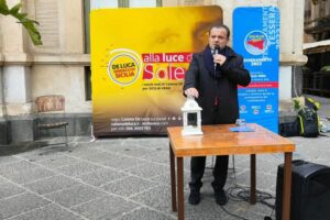 Il messinese De Luca tira le orecchie alla città di Catania: “Perchè continua a non avere un sindaco?”