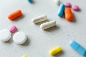 Catania, infermiere 50enne arrestato per duplice omicidio: è accusato di avere iniettato farmaci letali a due pazienti