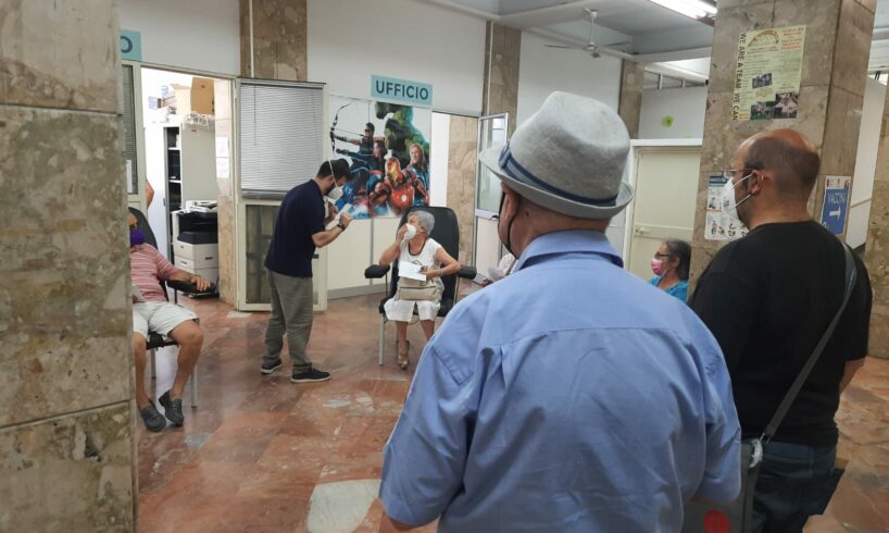 Catania, in via Pasubio aumentano le quarte dosi di vaccino: in provincia quasi 20 mila postivi