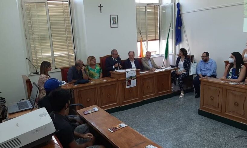 “Agrisociale Bronte”, progetto della Regione Siciliana per sconfiggere la piaga dello sfruttamento nelle campagne