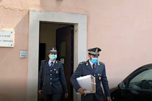 Catania, imprenditore ai domiciliari per bancarotta fraudolenta. La Procura: “Agevolò il clan ‘Pillera Puntina’ (VIDEO)