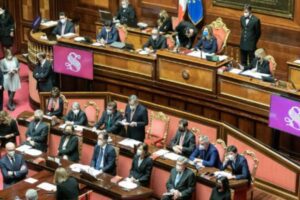 Governo, la crisi è dietro l’angolo: M5s non partecipa al voto a Palazzo Madama