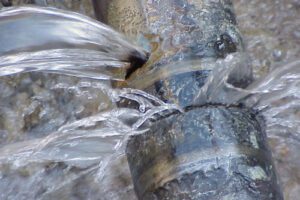 L’acqua che non c’è: cosa si può fare a Paternò. La risposta all’emergenza deve essere locale