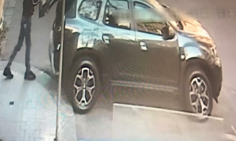 Catania, è un 48enne il ladro seriale che ‘svuotava’ le auto: usava il ‘jammer’ (VIDEO)