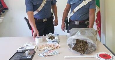 Randazzo, 800 gr di marijuana nascosti in soffitta: 28enne arrestato in flagranza