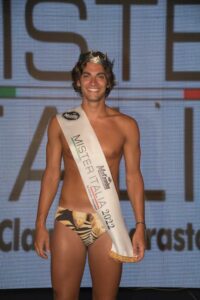 E’ un catanese il più bello d’Italia: Walter Zappalà, 23 anni. “Dedico il titolo alla famiglia e agli amici”