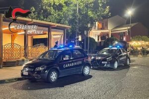 A Paternó e Ragalna controlli nelle piazze della movida: trovata droga, sanzioni per 9 mila euro ad automobilisti