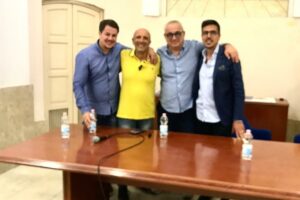 Adrano, presentazione ufficiale del candidato all’Ars Salvo Italia. Mancuso: “Le sue sono le mani buone cui affidare la città alla Regione”