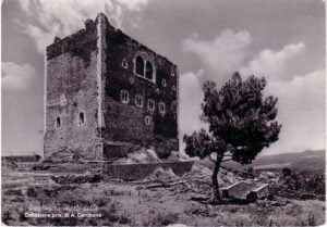 Le città scomparse che vivono ancora nella nostra memoria: ogni generazione ne custodisce una