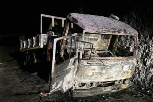 Paternò, in fiamme autocarro di un’impresa edile: matrice forse è dolosa