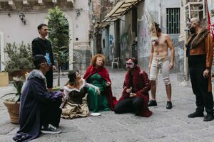 Catania, il Decamerone nel quartiere a luci rosse di San Berillo: con Luana Toscano e regia di Sebastiano Mancuso