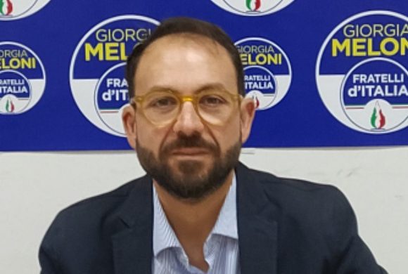 Meloni sospende il candidato agrigentino che inneggia a Hitler e Putin: “Non rappresenta più FdI”