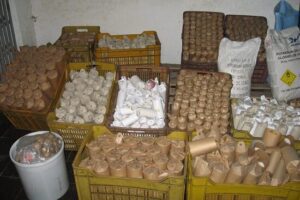 Catania, Polizia sequestra oltre 5 mila kg di artifici pirotecnici: fermato 39enne e denunciati tre commercianti