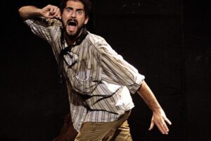 Catania, il barbone contastorie di Zanacchi debutta nella Sala Futura dello ‘Stabile’: dal 19 ‘Con il naso in su”