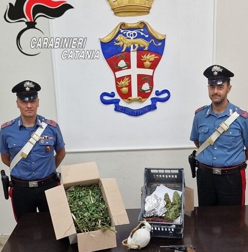 Biancavilla: droga, armi e un ‘ordigno’ nascosti nell’abitazione e nel casolare di campagna: 28enne arrestato