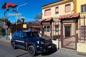 Ragalna, truffa a un cliente per una mora di 100 euro: sospeso per 6 mesi dipendente dell’ufficio postale