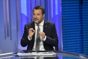 Ponte, l’annuncio di Salvini: “Lunedì il Cdm riattiva la società Stretto di Messina”