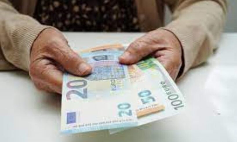 Belpasso, per un errore insegnante percepisce stipendio e pensione per 12 anni: dirigente scolastica costretta a risarcire