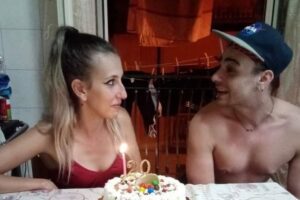 Fidanzati uccisi in Gran Bretagna, l’assassino ospite della famiglia della vittima a Messina: veglia e raccolta fondi a Barcellona Pozzo di Gotto
