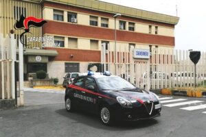 Castiglione di Sicilia, 65enne trovato in possesso di revolver e doppietta pronti per l’uso: arrestato