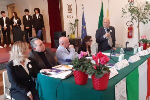 Bronte, l’Istituto Capizzi sede dell’Ambasciata della Non Violenza e della Libertà: grazie al ‘prof’ antimafia Mannino