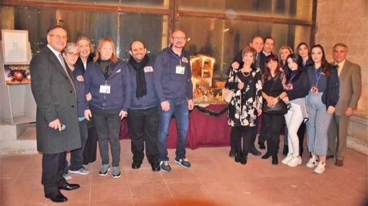 Paternò, inaugurata la mostra dei presepi artistici: natività di gran pregio firmate da maestri artigiani