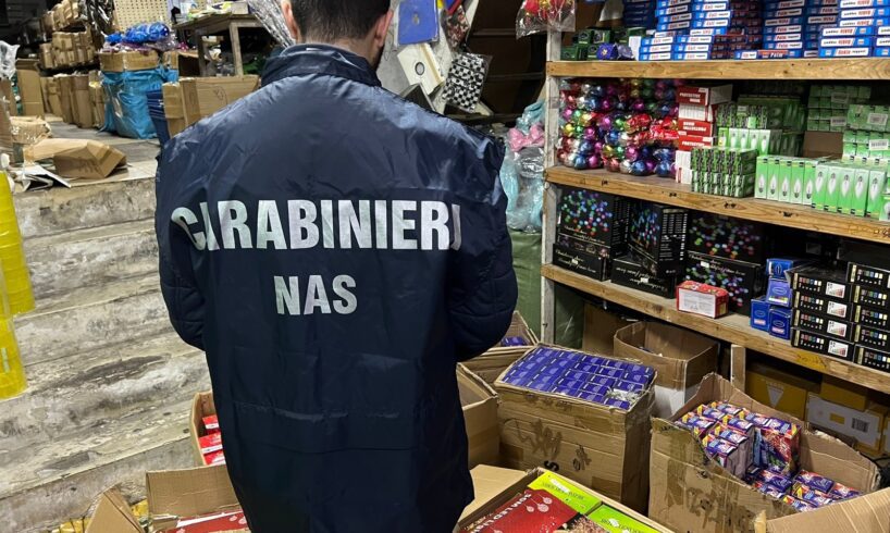 Catania, maxisequestro dei Carabinieri Nas di pistacchio fresco invaso da larve: in un garage condominiale scoperto laboratorio per la carne
