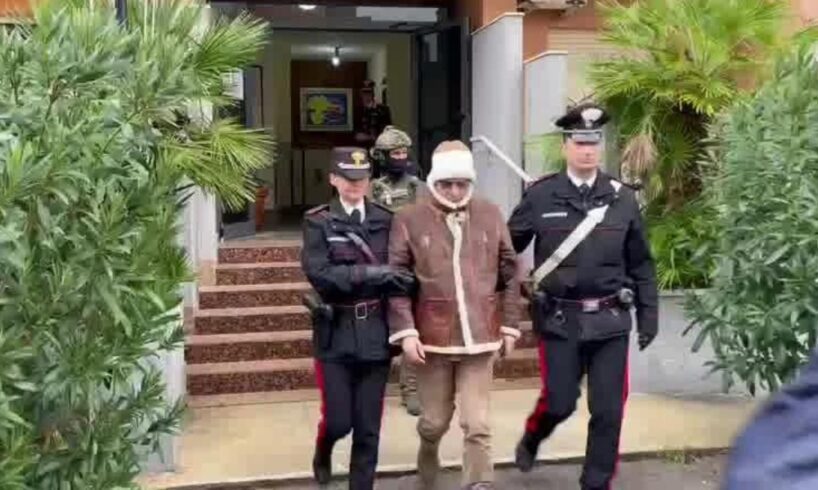 “Sì, sono Matteo Messina Denaro”: così è stato catturato il boss superlatitante. Determinanti le tracce legate al tumore del capomafia