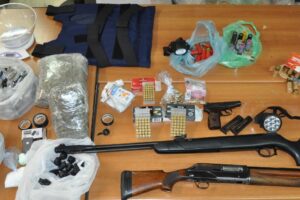 Adrano, 5 arresti per spaccio di droga: percentuale del ricavato al clan Santangelo-Taccuni