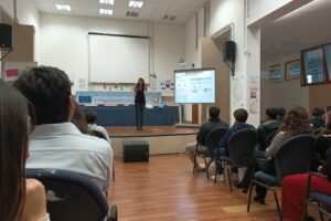 Viagrande, Asp promuove ‘lezione’ sull’uso dei telefoni cellulari: ‘Stop Phone’ per evitare rischi fisici e psicologici