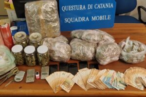 Catania, sette kg di marijuana nell’abitazione e di Picanello: 53enne arrestato in flagranza