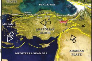 Sisma in Turchia, Ingv: “E’ avvenuto in punto d’incontro di 3 placche”. Registrate una ventina di repliche