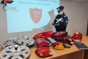 Catania, catalizzatori e gruppi ottici i pezzi più richiesti al ‘market’ dei ricambi rubati: 3 denunciati