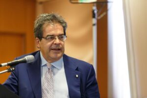 Catania, Bianco si candida a sindaco con un progetto civico: “Serve il supporto di tutti e soprattutto dei giovani”