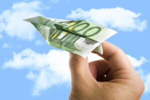 Caro voli, 369 euro per Roma-Catania sola andata. Assoutenti: per voli nazionali aumenti del 71,5%