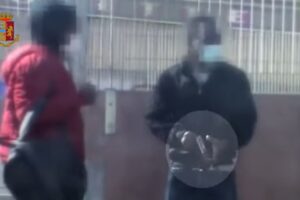 Catania, 25 fermati per favoreggiamento immigrazione clandestina: “pacchetti di viaggio” da sodalizio straniero (VIDEO)