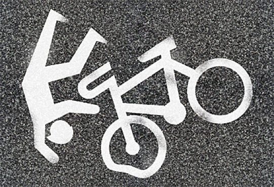 Paternò, ciclista ferito in un incidente stradale: cade sull’asfalto lungo via Mongibello