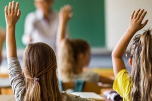 Assemblea ieri pomeriggio nel centro direzionale “Nuovaluce” (sede dell’ex Provincia regionale di Catania) dei sindaci dei comuni etnei convocata dall’omologo della Città Metropolitana, Enrico Trantino.