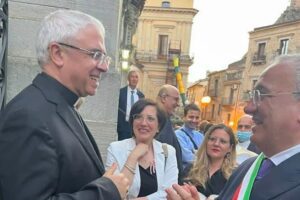 Adrano, Mancuso all’Arcivescovo Renna: “La sua lettera conforta e sostiene tutta la comunità”