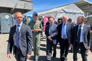 Catania, operativo il piccolo terminal che garantisce 14 voli ogni ora. Schifani: “Verso la normalità”