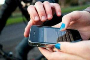 Catania, 34enne aggredisce donna e le ruba il cellulare: arrestato dai Carabinieri del Nas