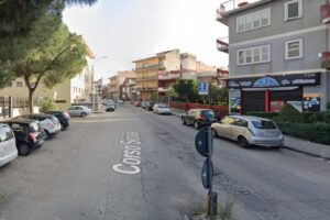 Paternó, lite furiosa dopo un incidente stradale: un fermo per resistenza a pubblico ufficiale