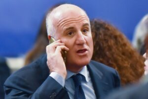 Forza Italia, il coordinatore regionale Caruso perplesso dopo nomine dipartimenti: “Carenza di siciliani”