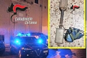 Catania, in due rubano catalizzatore da un’auto in Piazza Stesicoro: arrestati