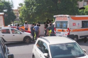Paternò, auto investe donna di 32 anni in Viale dei Platani: ferita in ospedale