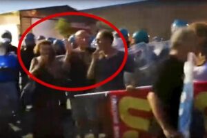 Migranti, caso Apostolico: il carabiniere nega al pm di avere girato il video della protesta