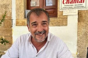 Brucoli, alla convention di FdI allontanato il giornalista Barresi “ospite non gradito”: la solidarietà di Assostampa