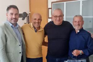 Adrano: “Buon lavoro, don Alfredo”. Gli auguri del sindaco all’ex impiegato comunale